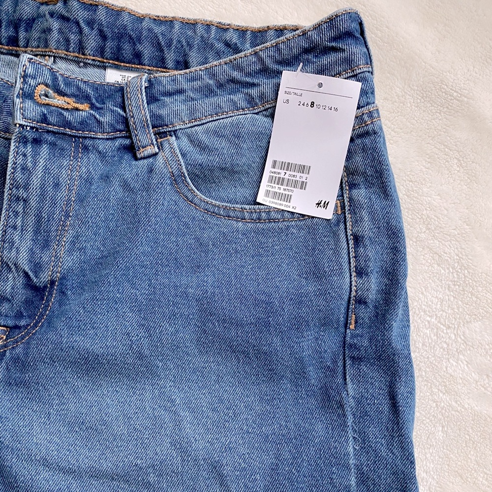 DENIM regular waist standard short shorts 💙